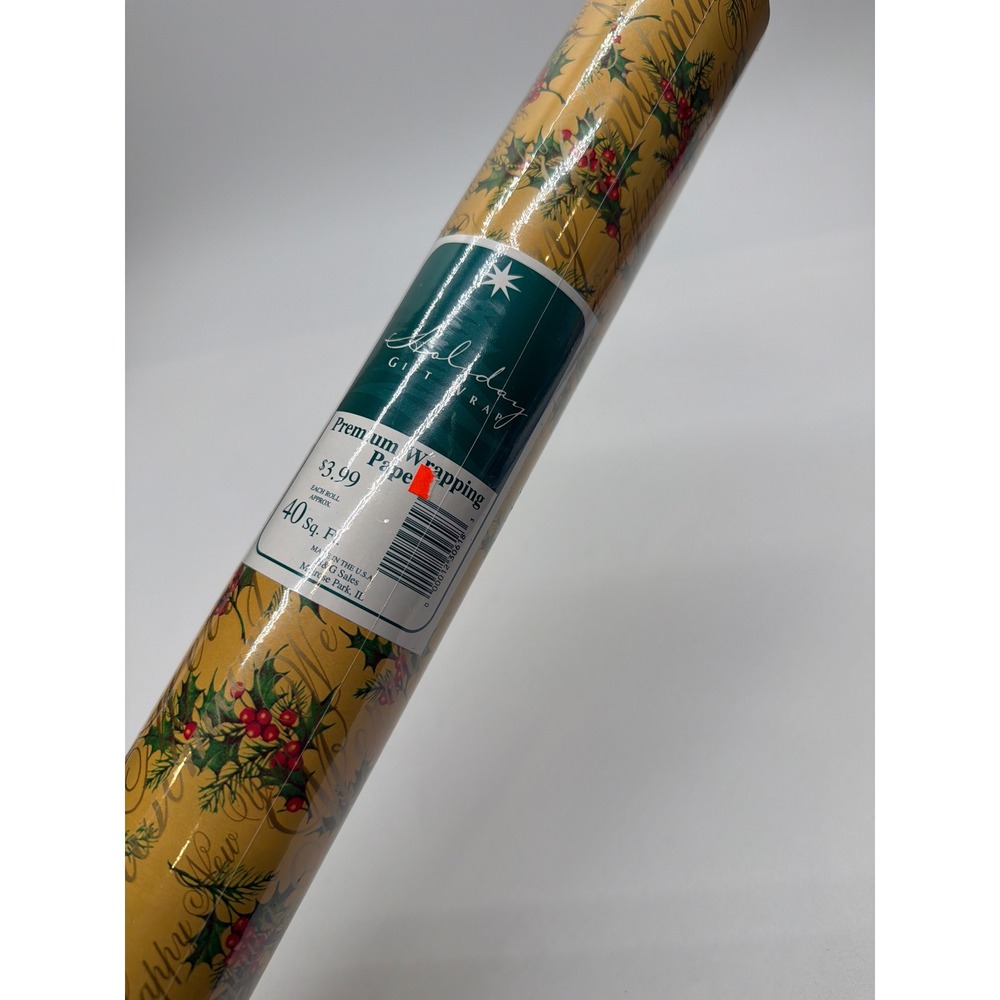 M & G Sales Vintage Christmas Wrapping Paper Gold Holly Berries 40 Sq Ft USA